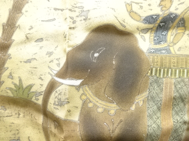 JAPANESE KIMONO / ANTIQUE MENS JUBAN / SILK / SHIBORI / ELEPHANT